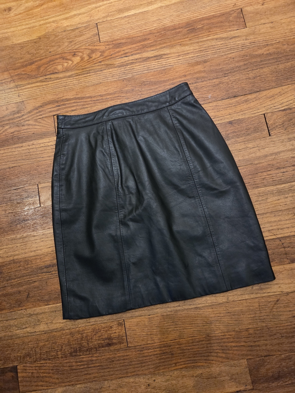 Classic Black Leather Pencil Skirt